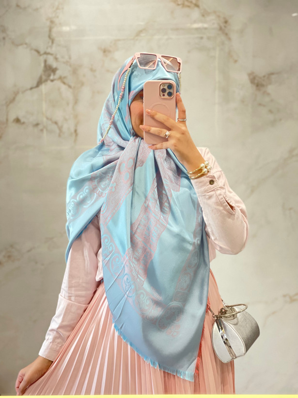 روسری ابریشم ژاکارد لمه دار