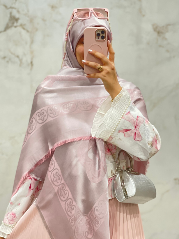روسری ابریشم ژاکارد لمه دار