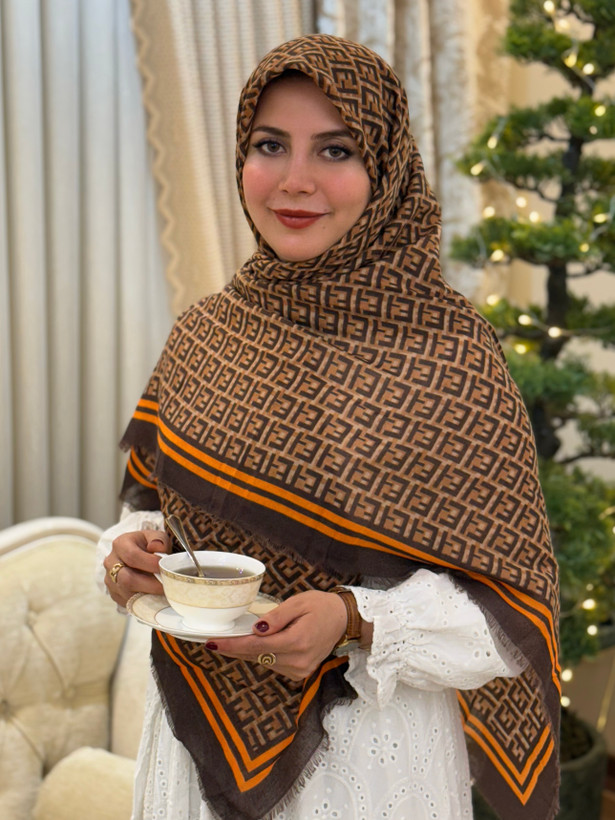 روسری نخ پنبه سیااسکارف طرح فندی
