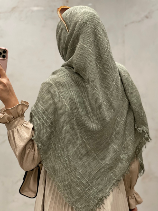 روسری نخی حصیری لمه دار وارداتی کد ۱۰۱