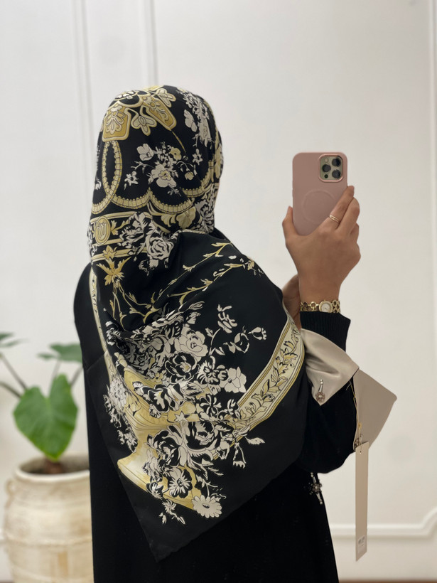روسری لوکس ابریشم توییل کد ۱۴۳