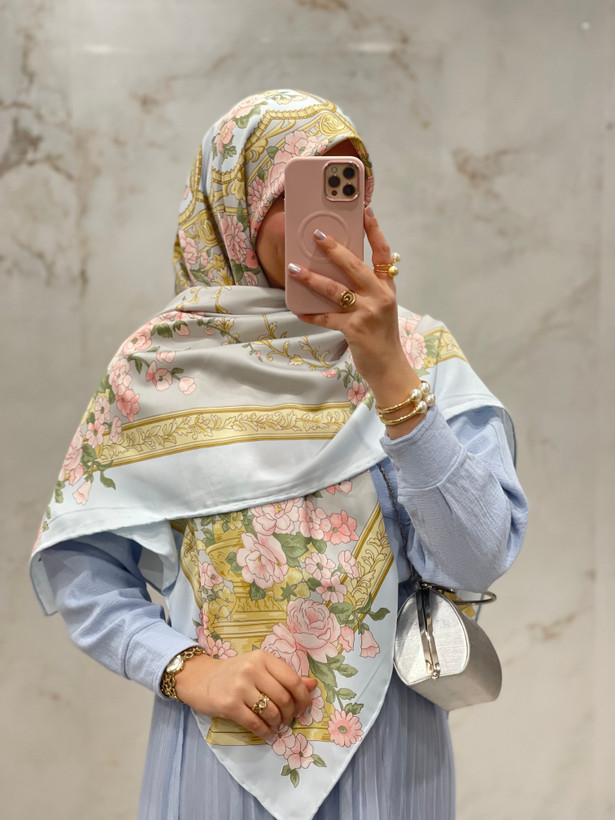 روسری ابریشم توییل لوکس طرح فرشته