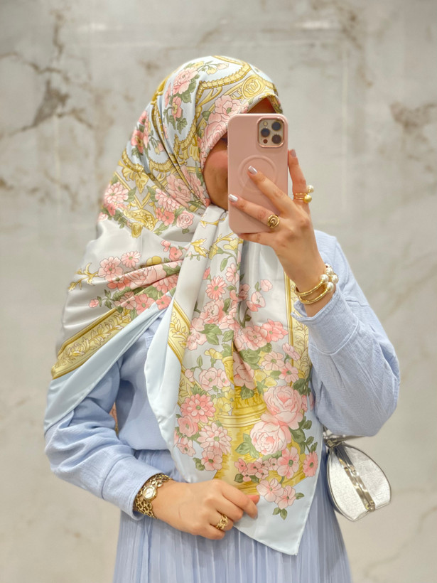 روسری ابریشم توییل لوکس طرح فرشته