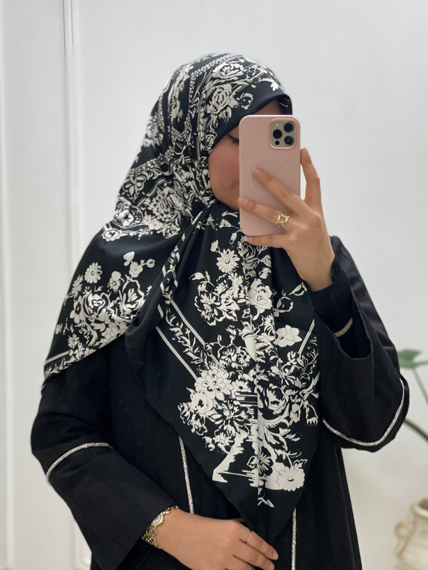 روسری لوکس ابریشم توییل قواره ۱۴۰