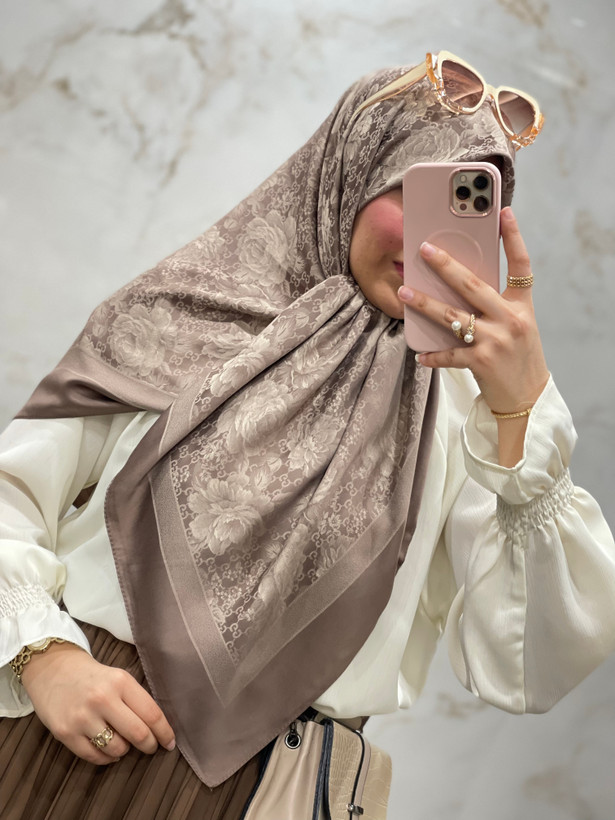 روسری ژاکارد لوکس ترک وارداتی طرح گوچی گل🇹🇷