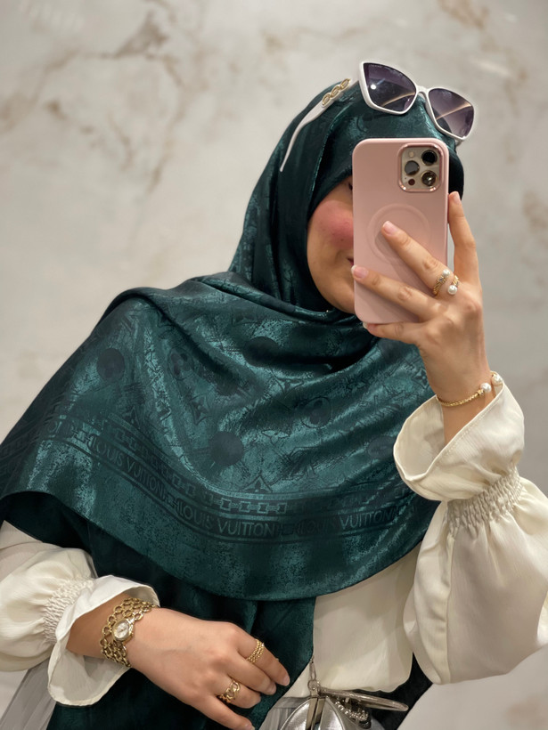 روسری ابریشم ژاکارد ترک وارداتی طرح ال وی🇹🇷