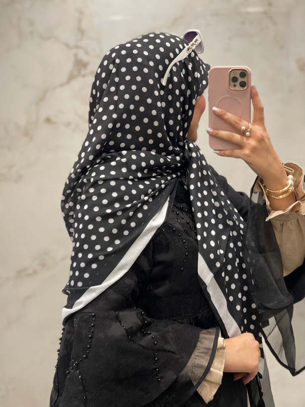 روسری نخی طرح توپی