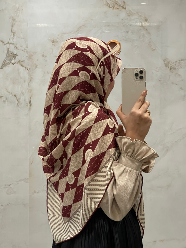 روسری نخ شانتون طرح گوچی