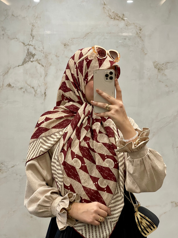 روسری نخ شانتون طرح گوچی