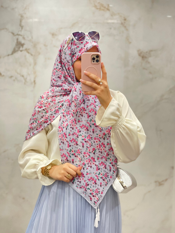 روسری نخی طرح بهار