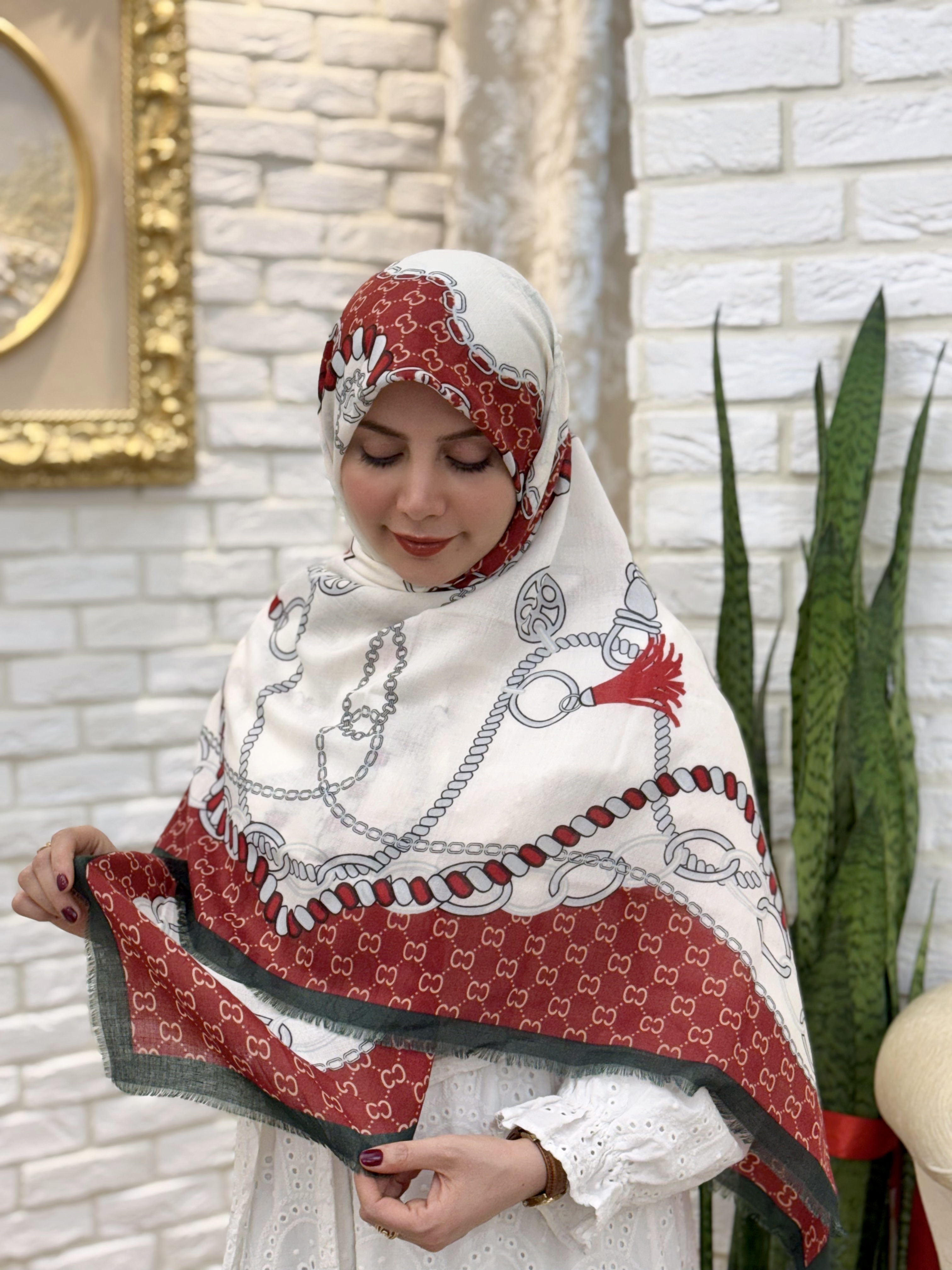 روسری نخ پنبه سیااسکارف وارداتی طرح گوچی