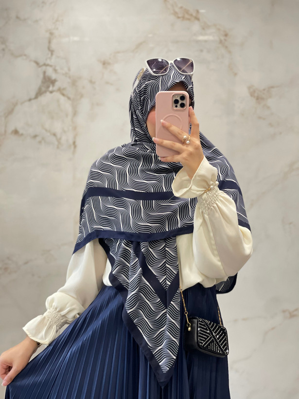 روسری نخ پنبه کد ۱ سورمه ای