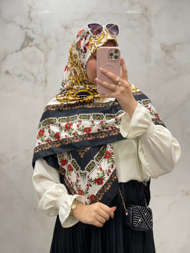 روسری ابریشم کجراه طرح گل