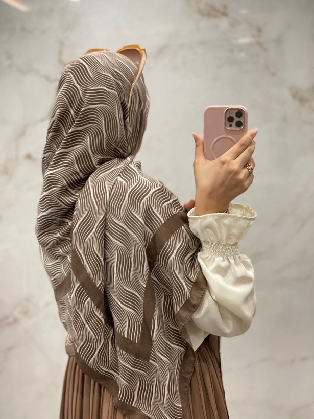 روسری نخ پنبه کد ۳ موکا قهوه ای