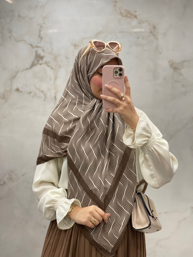 روسری نخ پنبه کد ۳ موکا قهوه ای