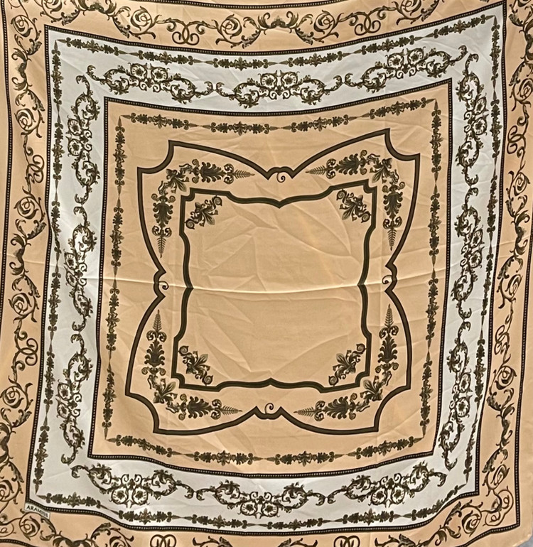 روسری ابریشم کجراه مجلسی طرح سلطنتی