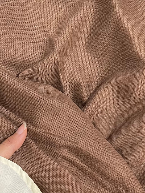 روسری نخی ساده رنگ موکا قهوه ای