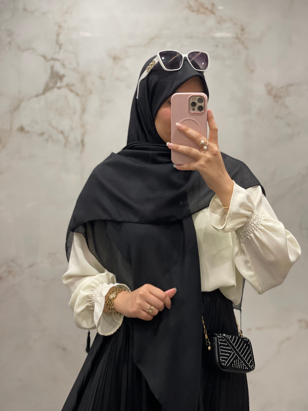 روسری مشکی ساده نخی خنک