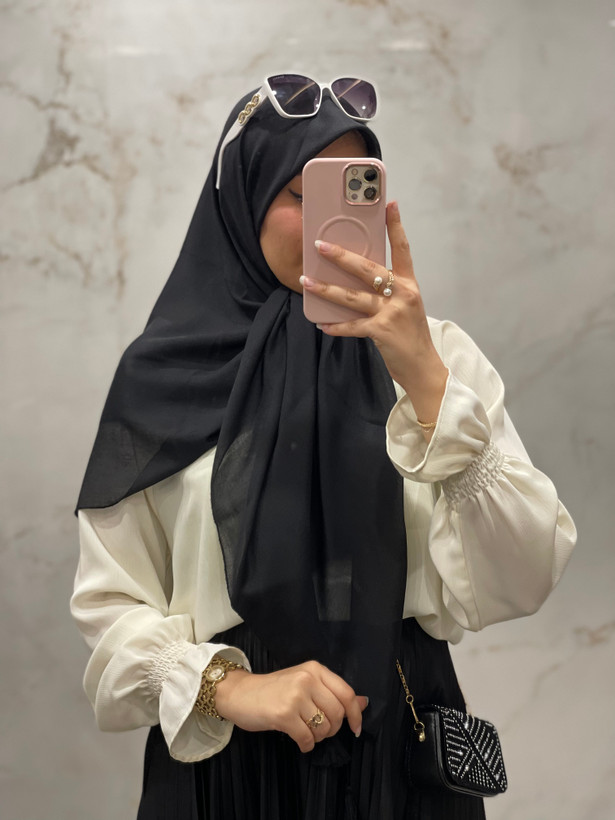 روسری مشکی ساده نخی خنک