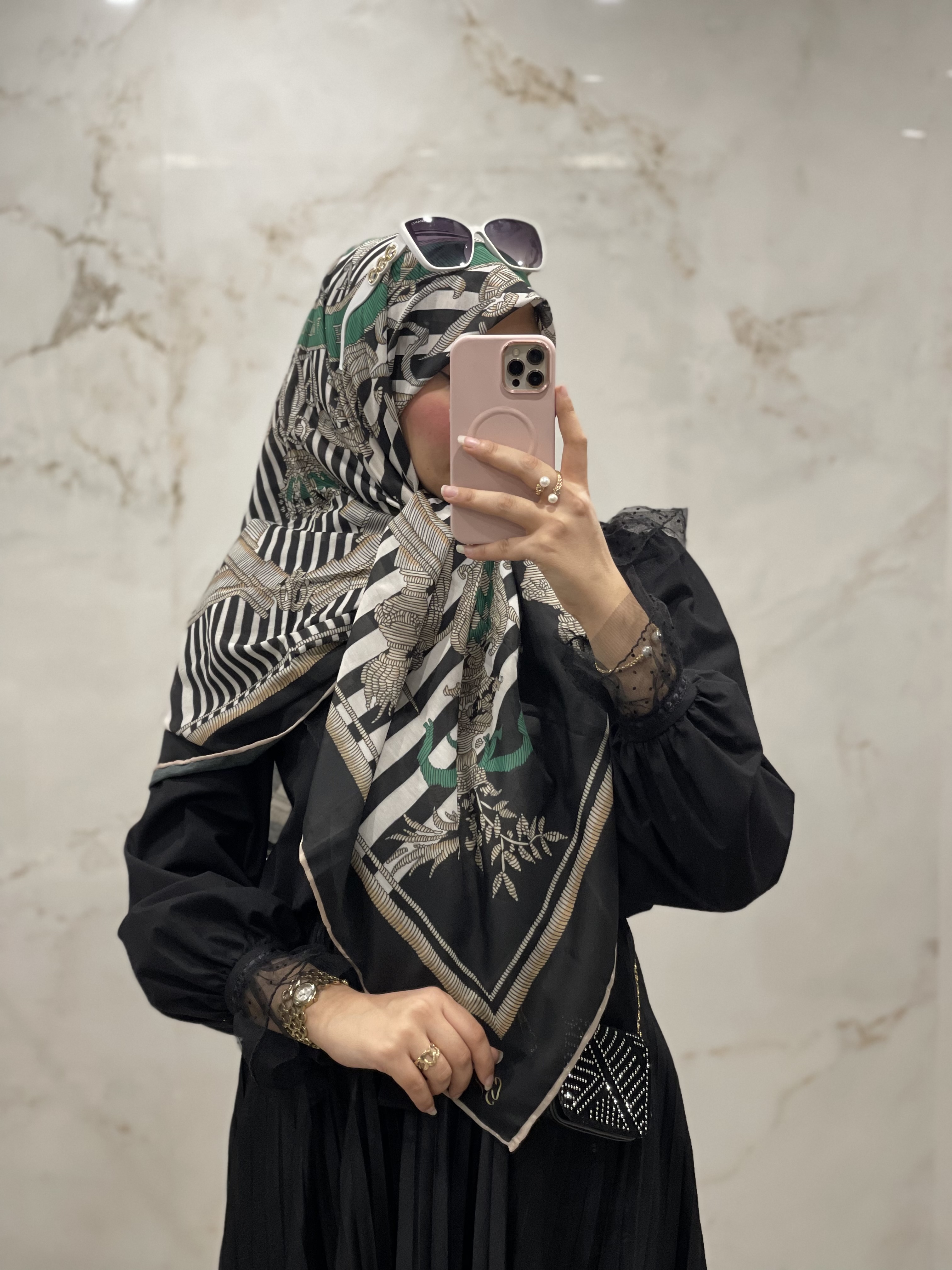 روسری نخی خنک طرح Monaco