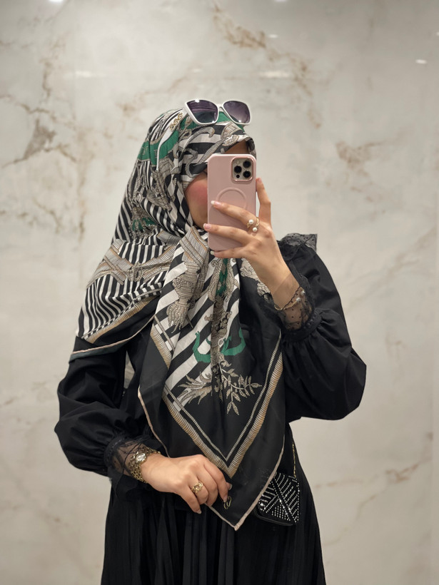 روسری نخی خنک طرح Monaco