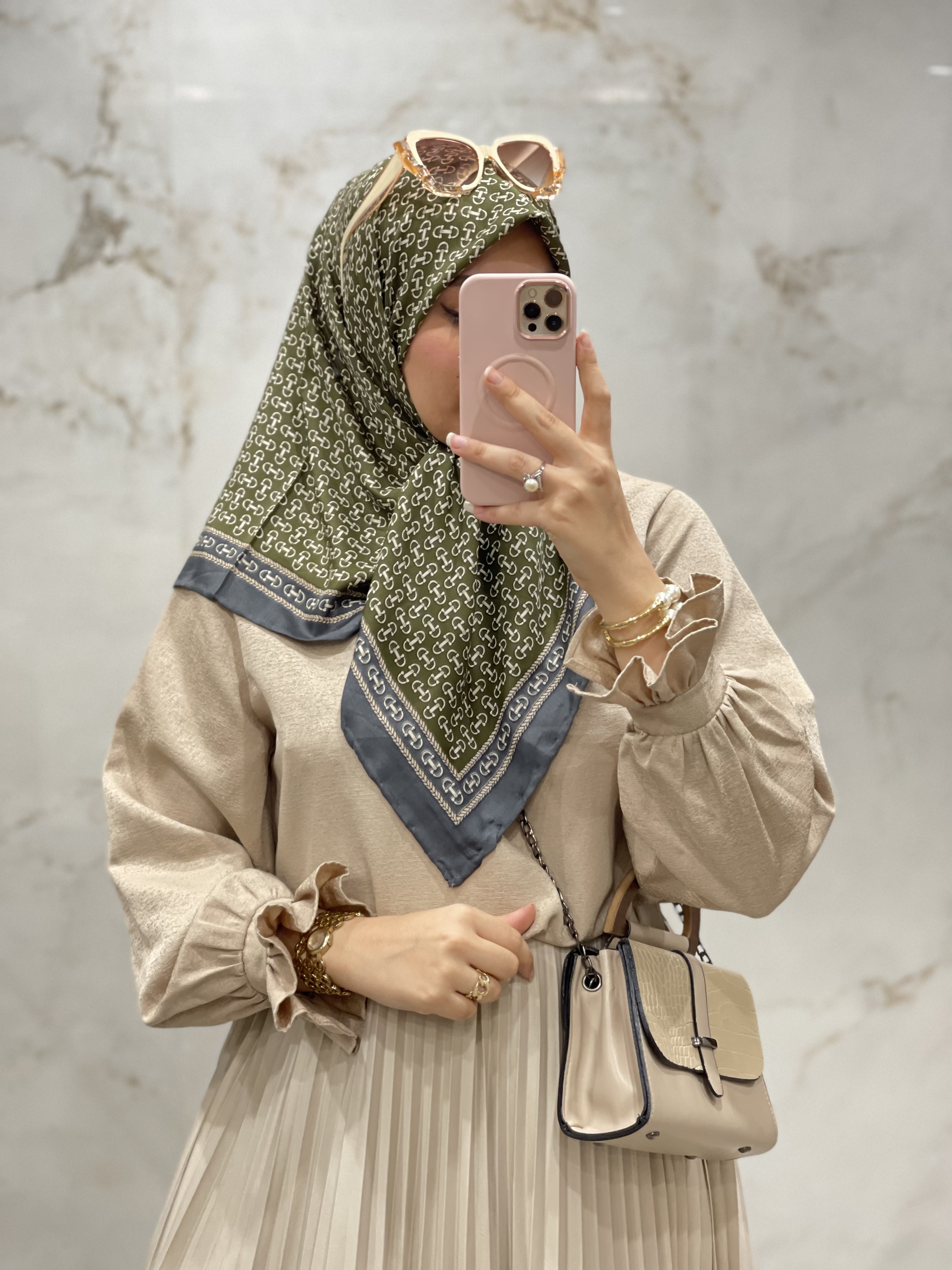 روسری ابریشم کجراه لوکس وارداتی کد ۳