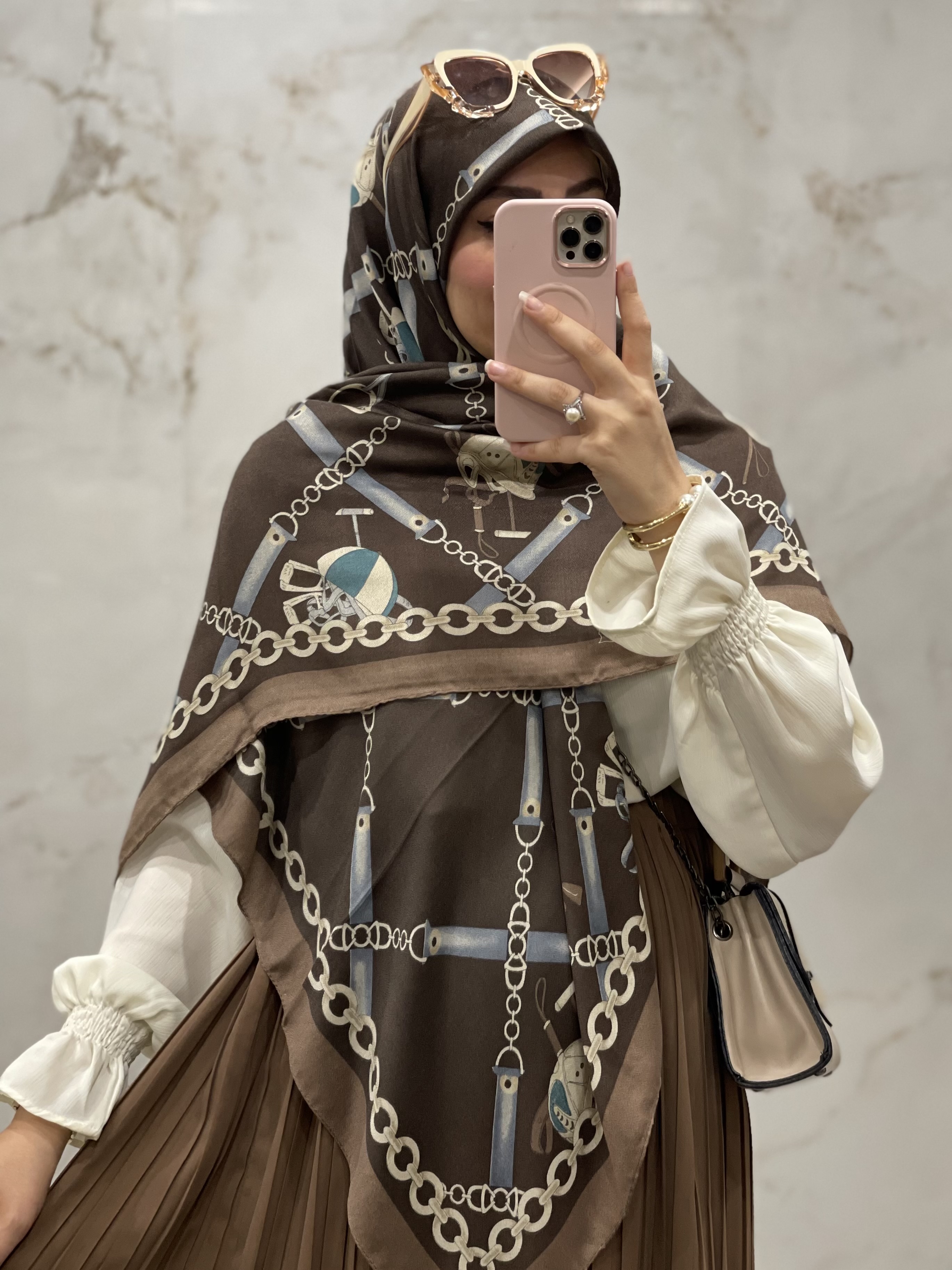 روسری نخی سیااسکارف طرح زنجیری کد ۳۰