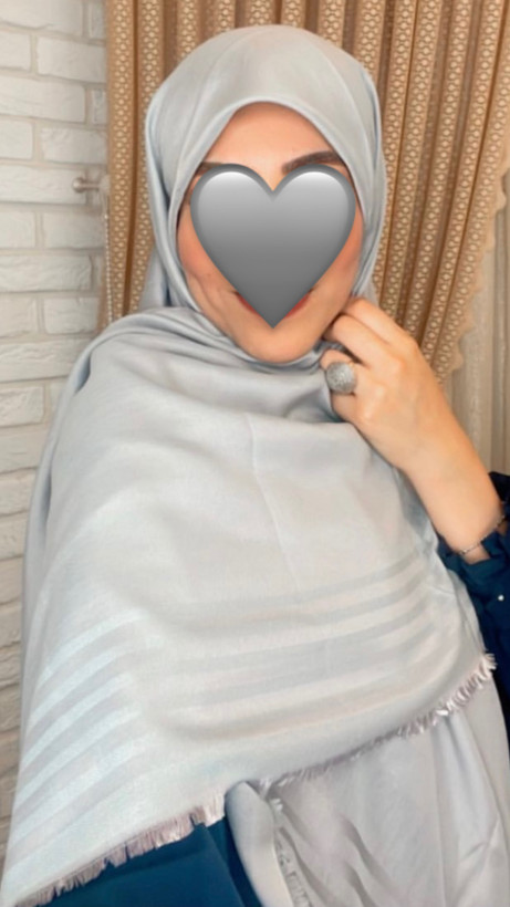 روسری نخی رنگ نقره ای