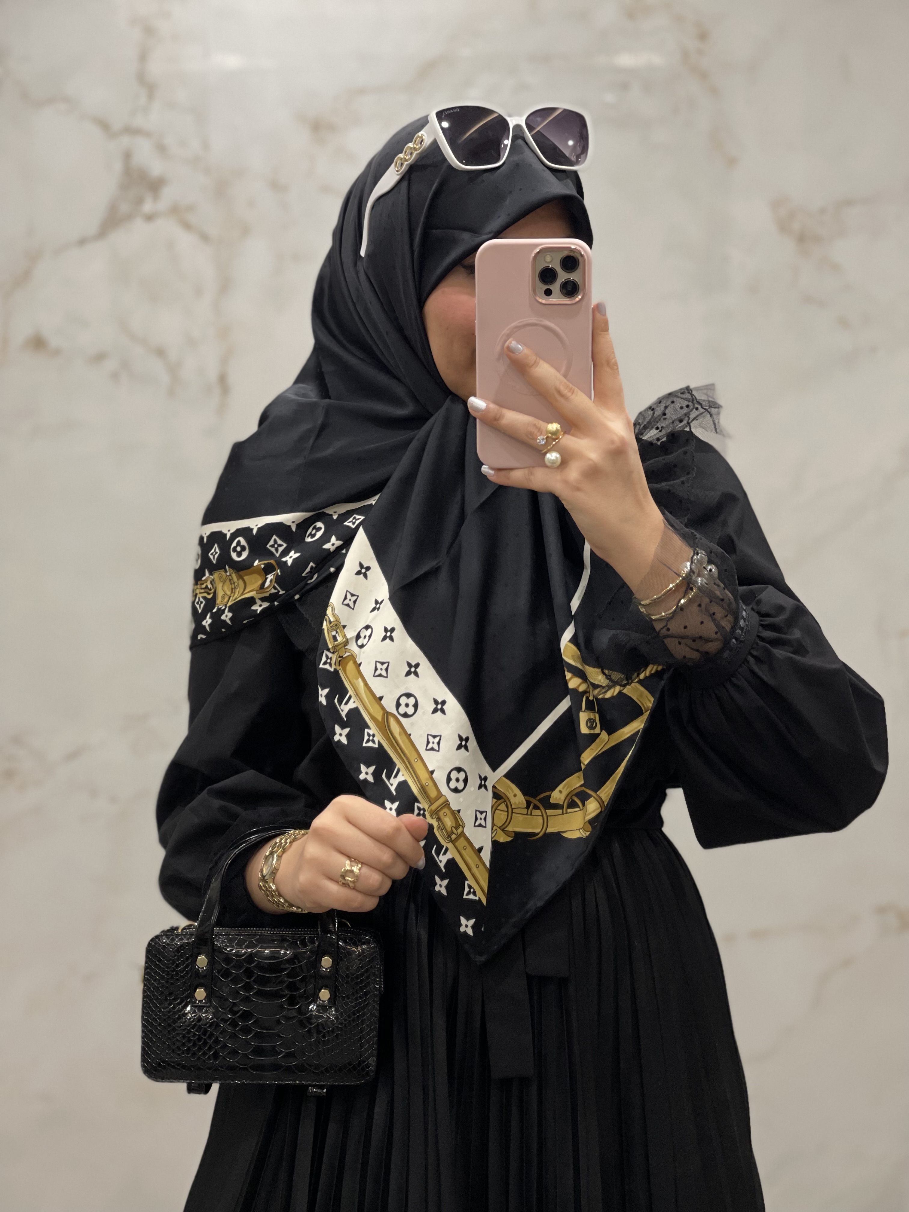 روسری ابریشم طرح lv