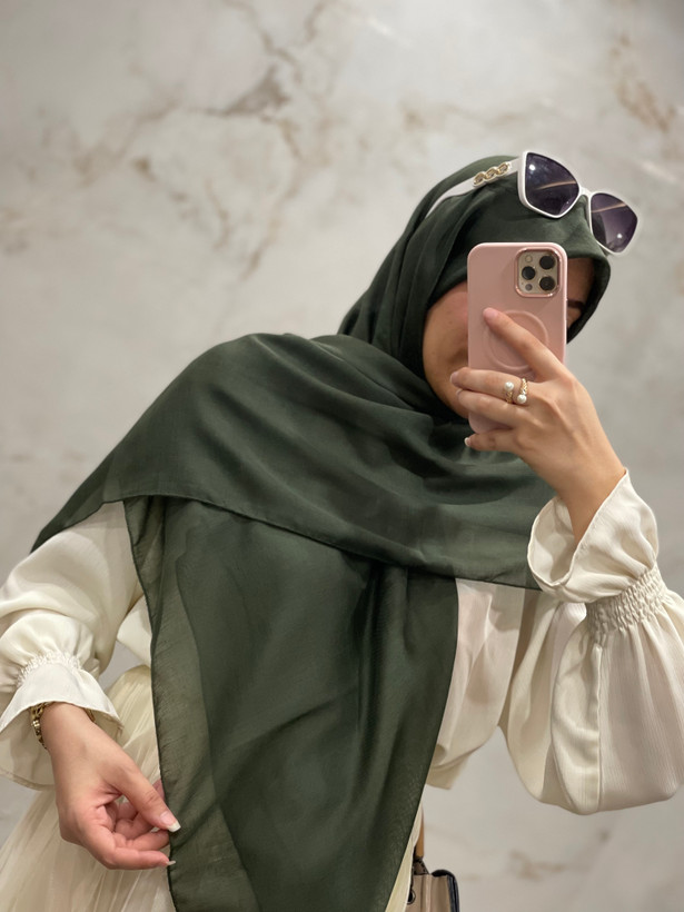 روسری نخی ساده رنگ سبز